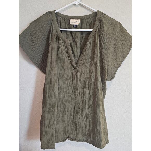 11 piece XXL tops box lot weight just under 5 lbs - Picture 2 of 12